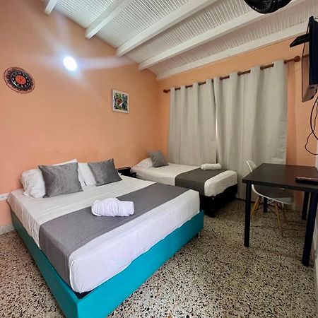 Casa De Pinos Hotel Bucaramanga Esterno foto