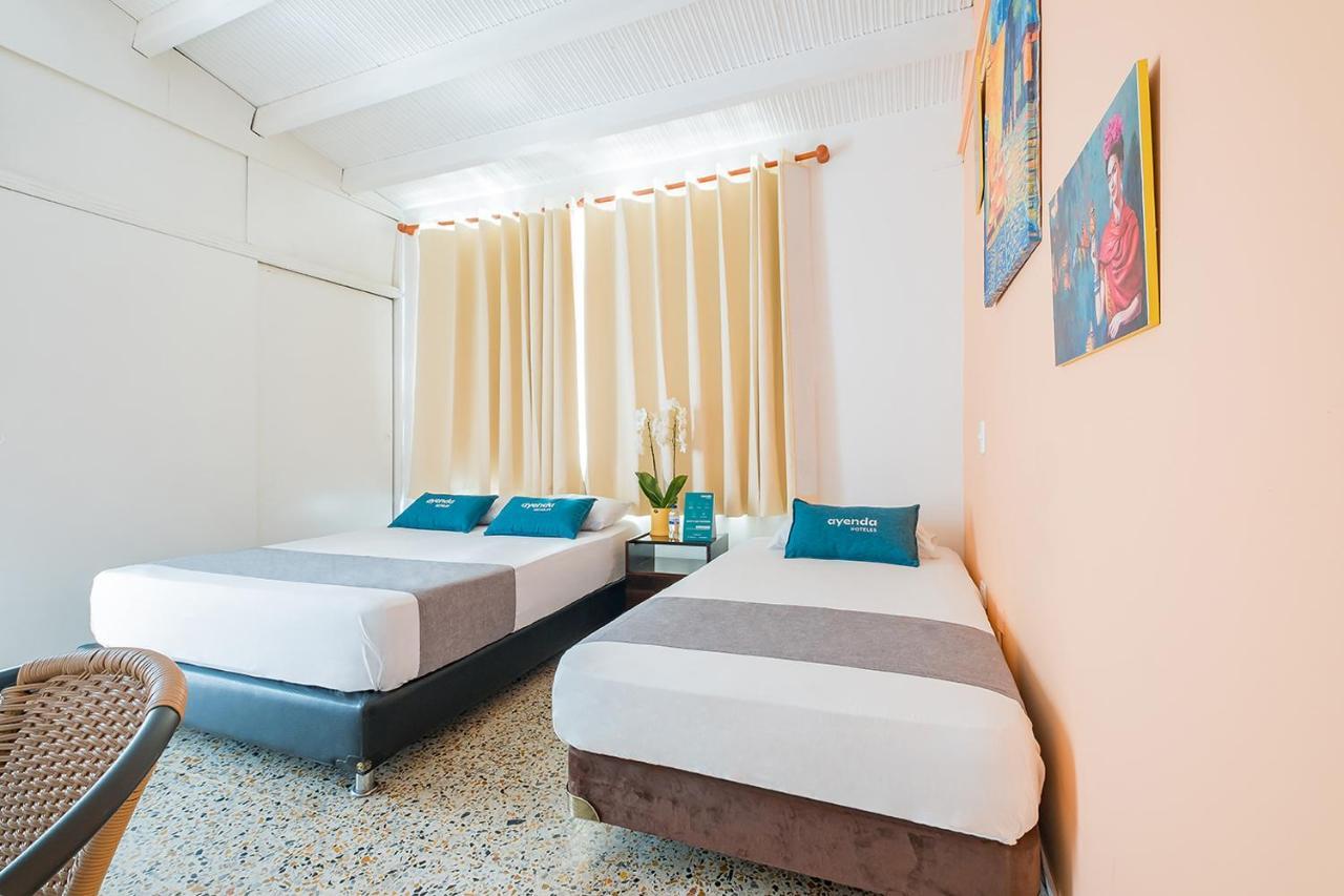 Casa De Pinos Hotel Bucaramanga Esterno foto