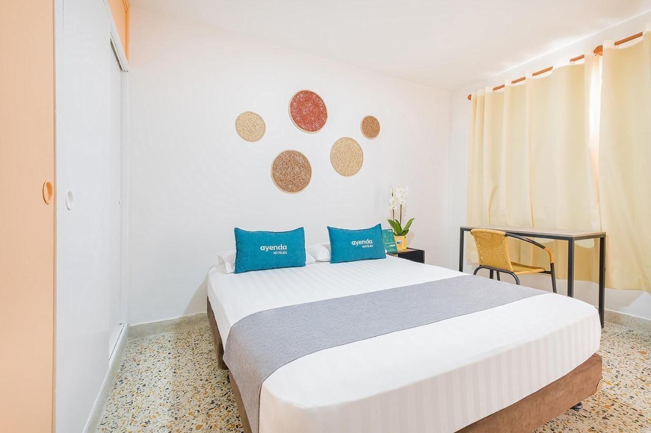 Casa De Pinos Hotel Bucaramanga Esterno foto